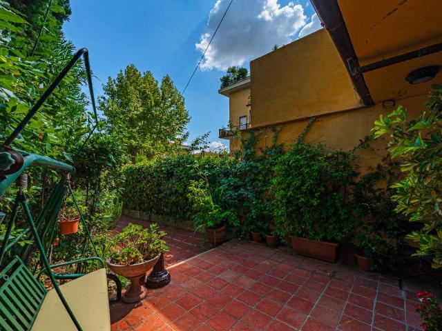 Villa in vendita a Montecatini Terme PT
