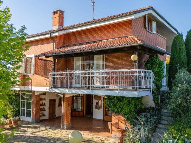 Villa in vendita a Montechiaro d'Asti AT