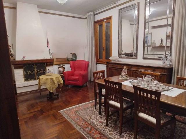 Villa in vendita a Montechiarugolo PR