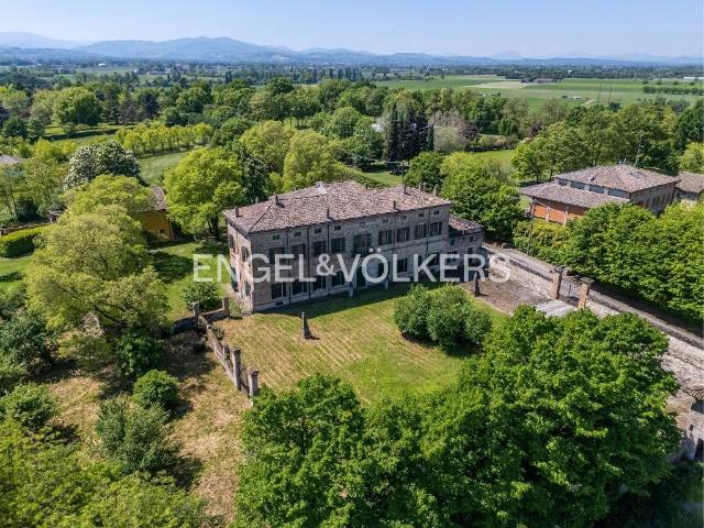 Villa in vendita a Montechiarugolo PR