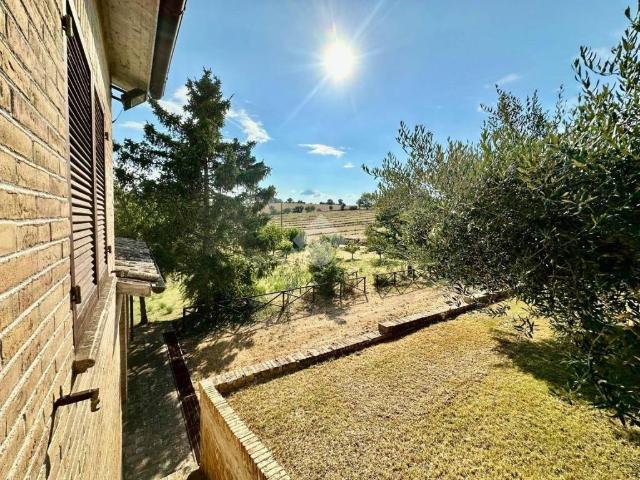 Villa in vendita a Montefalco PG