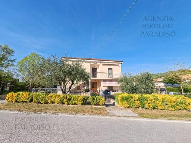 Villa in vendita a Montefelcino PU