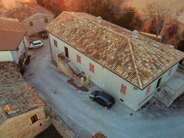 Villa in vendita a Montefelcino PU