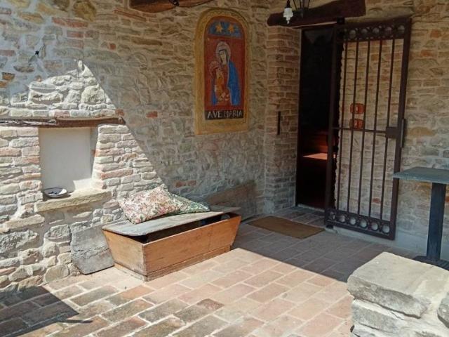 Villa in vendita a Montefiore Conca RN