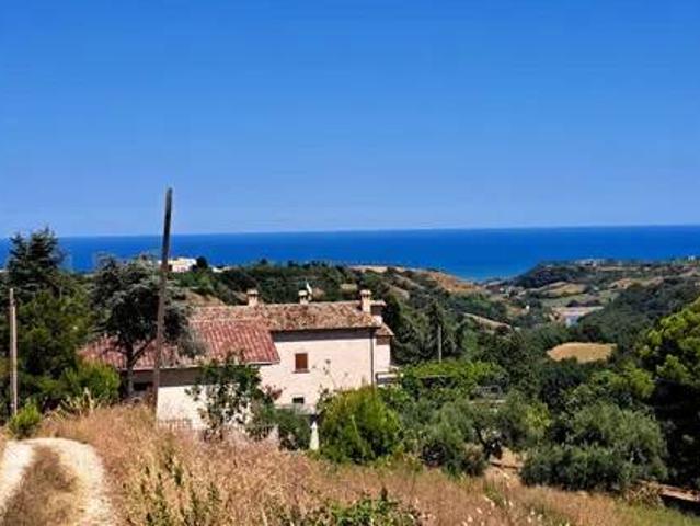 Villa in vendita a Montefiore dell'Aso AP