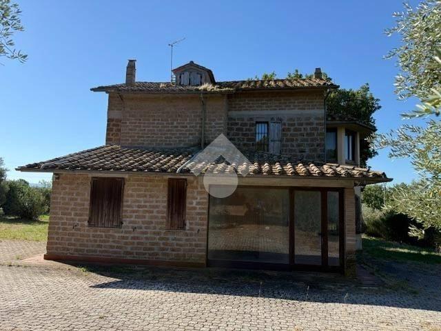 Villa in vendita a Montefiascone VT