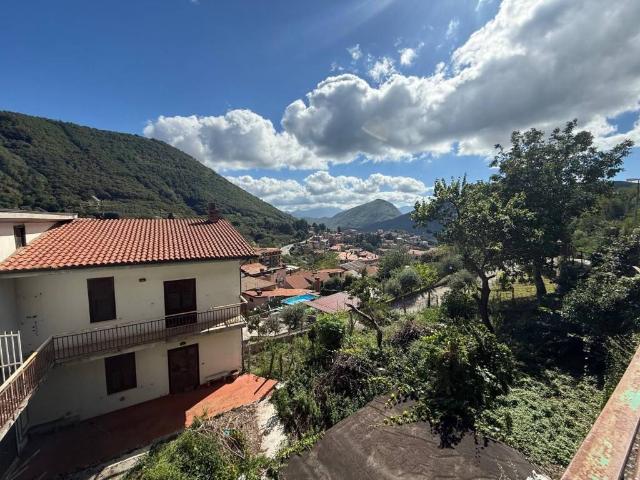 Villa in vendita a Monteforte Irpino AV