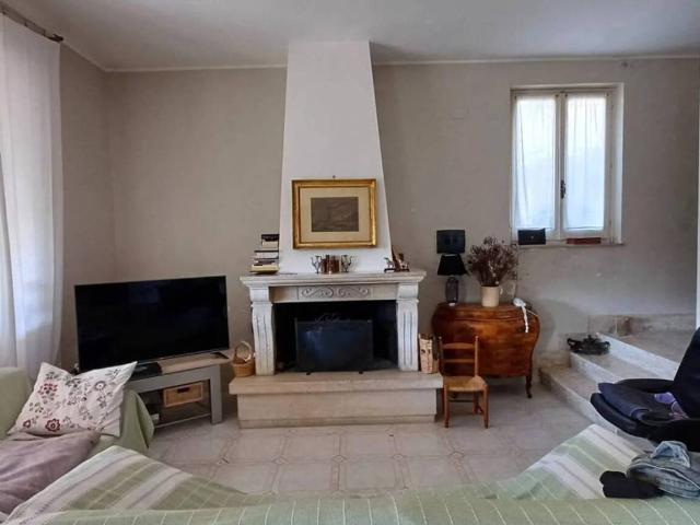 Villa in vendita a Montefranco TR