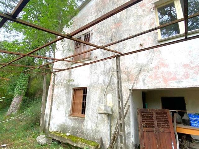 Villa in vendita a Montefranco TR