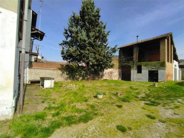 Villa in vendita a Montegioco AL