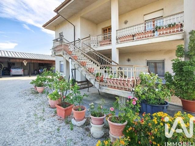 Villa in vendita a Montegiorgio FM
