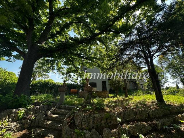 Villa in vendita a Montegiorgio FM