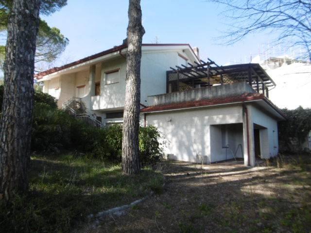 Villa in vendita a Montegranaro FM