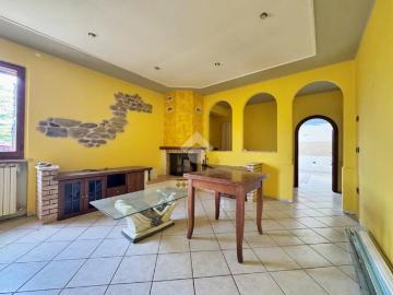 Villa in vendita a Montelabbate PU