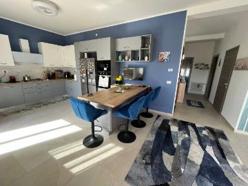 Villa in vendita a Montelabbate PU