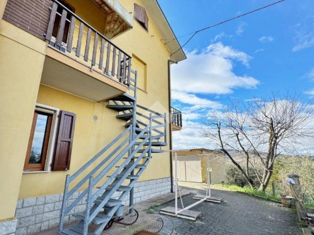 Villa in vendita a Montelabbate PU