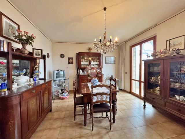 Villa in vendita a Montelabbate PU