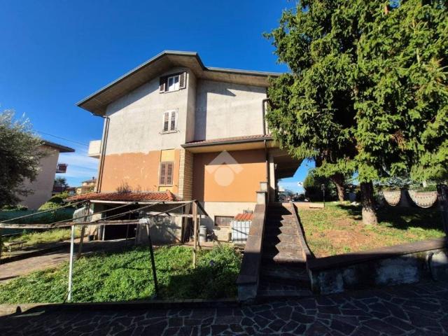 Villa in vendita a Montello BG