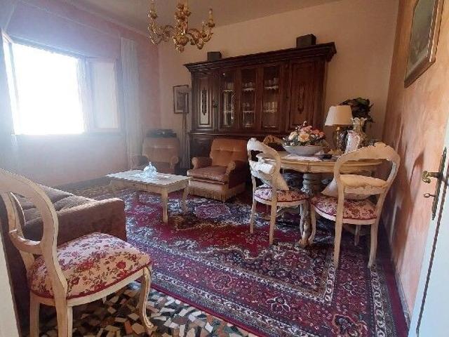 VILLA in VENDITA a MONTELUPO FIORENTINO di 8 vani