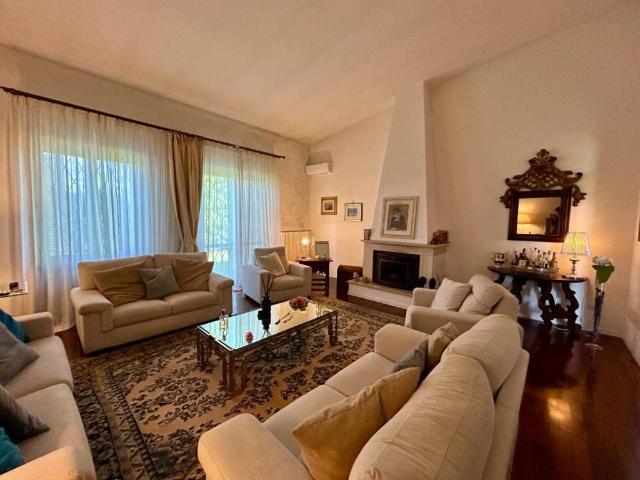 Villa in vendita a Montelupo Fiorentino FI