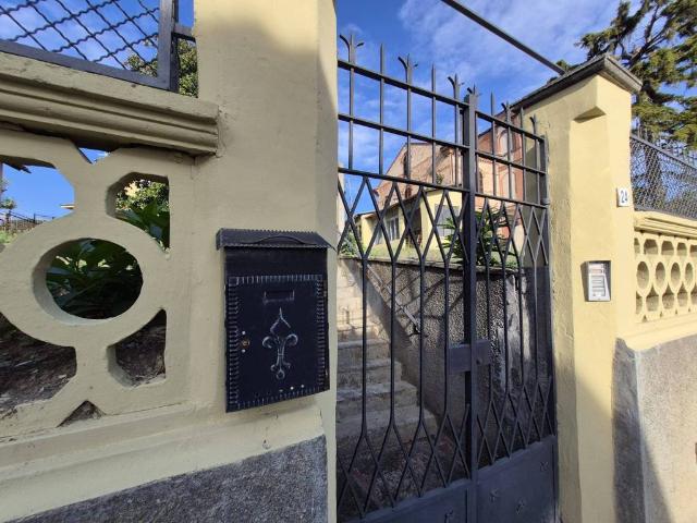 Villa in vendita a Montemagno AT