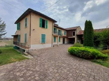 Villa in vendita a Montemagno AT