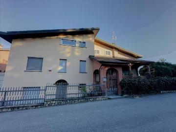 Villa in vendita a Montemagno AT