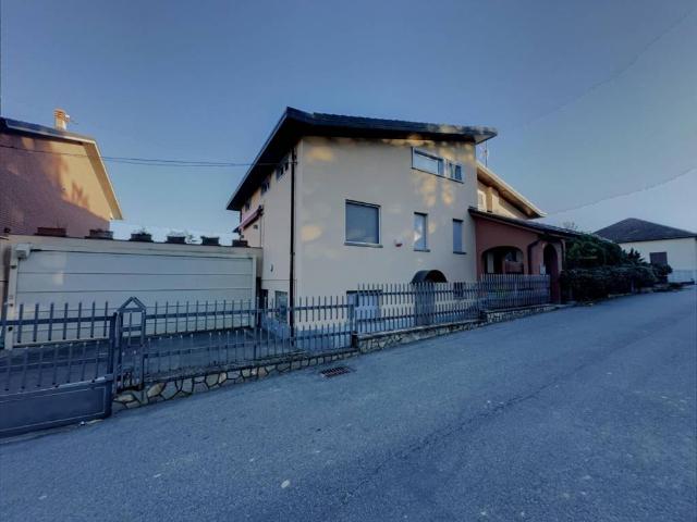 Villa in vendita a Montemagno AT