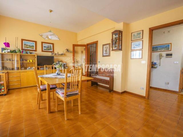 Villa in vendita a Montemarciano AN