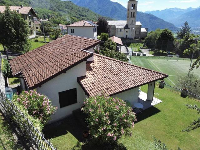 Villa in vendita a Montemezzo CO