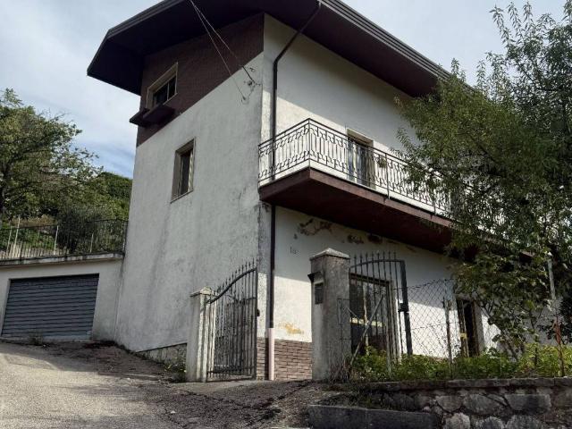 Villa in vendita a Montemiletto AV