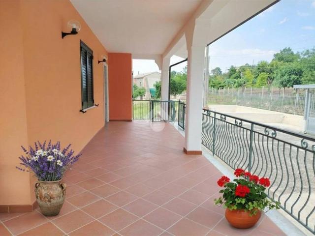 Villa in vendita a Montemiletto AV
