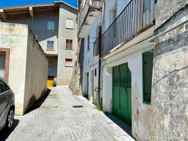 Villa in vendita a Montemitro CB