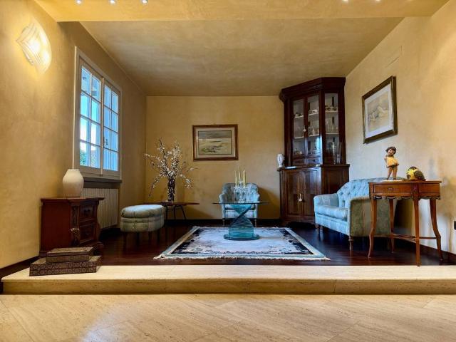 Villa in vendita a Montemurlo PO