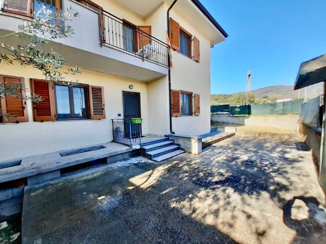Villa in vendita a Montepaone CZ