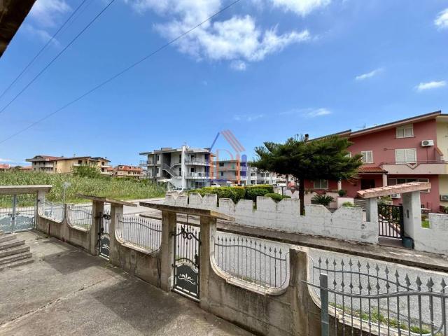 Villa in vendita a Montepaone CZ
