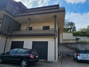 Villa in vendita a Montepaone CZ
