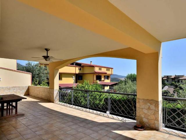 Villa in vendita a Montepaone CZ