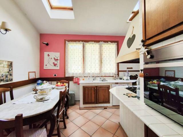 Villa in vendita a Monterenzio BO