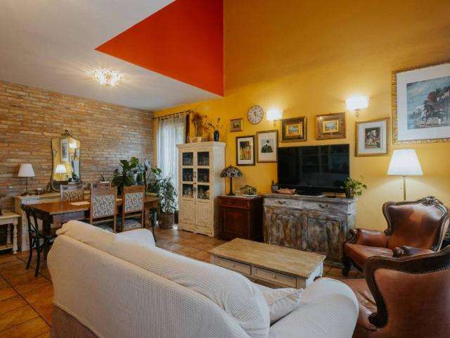 Villa in vendita a Monterenzio BO