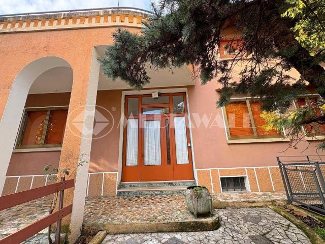 Villa in vendita a Montereale Valcellina PN