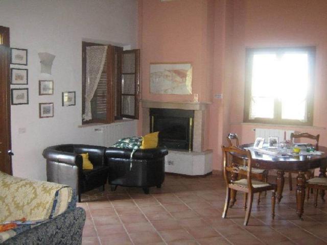 Villa in vendita a Monteroni d'Arbia SI
