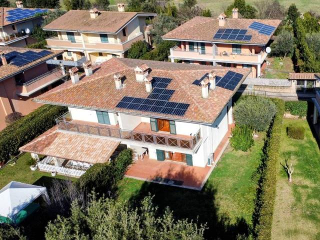 Villa in vendita a Monterosi VT