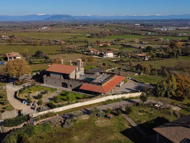 Villa in vendita a Monterosi VT
