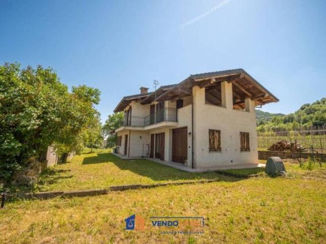 Villa in vendita a Monterosso Grana