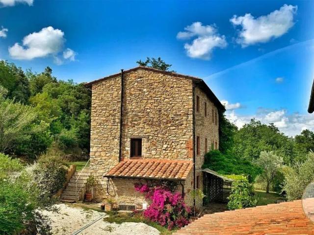 Villa in vendita a Monterotondo Marittimo GR