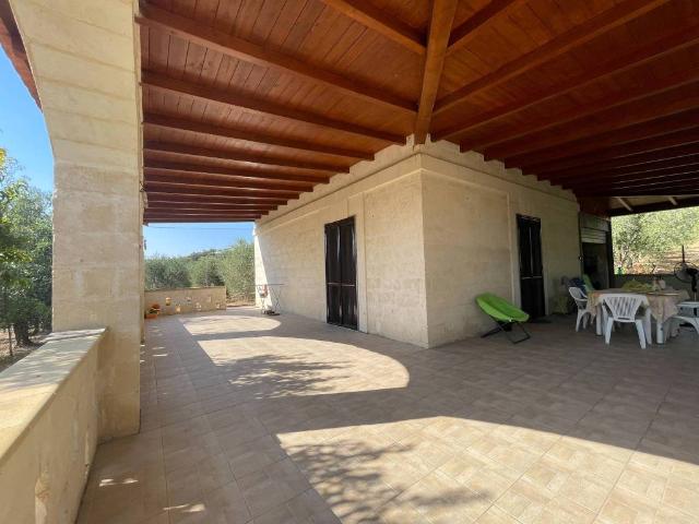 Villa in vendita a Montescaglioso MT