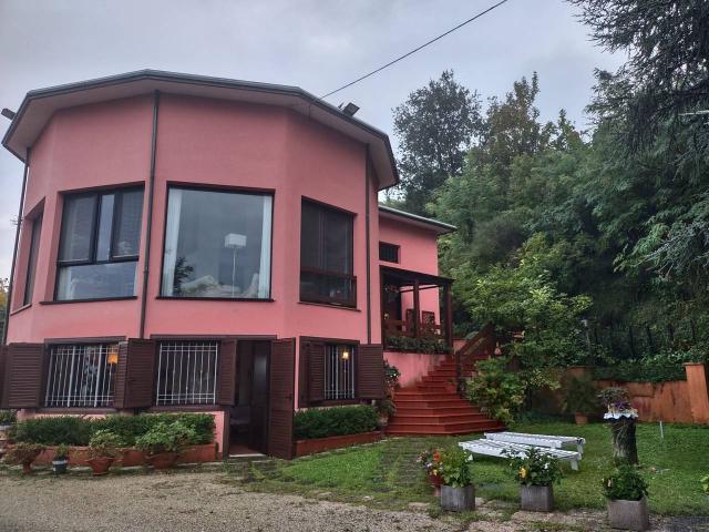 Villa in vendita a Montescudo Monte Colombo