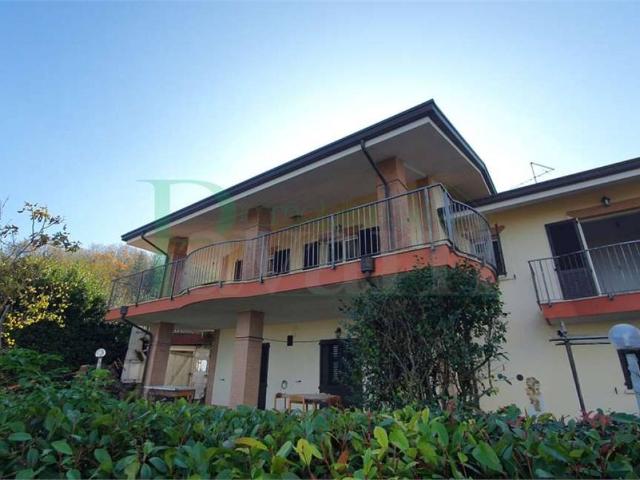 Villa in vendita a Montescudo Montecolombo RN
