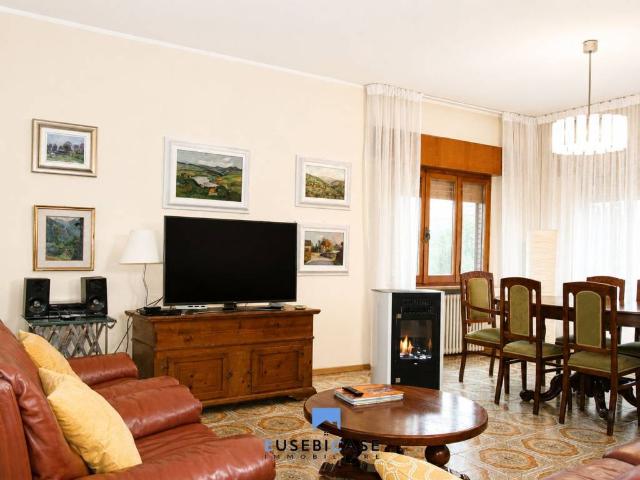 Villa in vendita a Montescudo Montecolombo RN